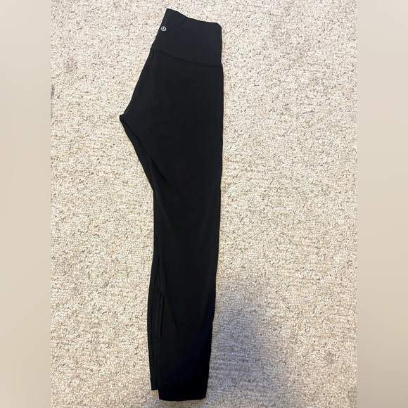 Lululemon Black High Rise Leggings Good Condition - Picture 3 of 3